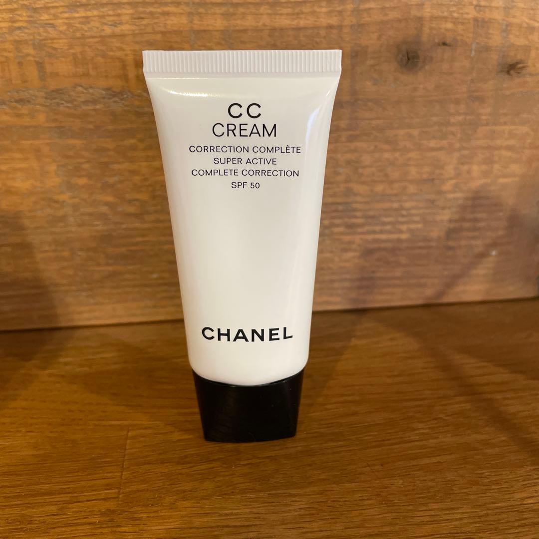 新品未使用　CHANEL CC CREAM 10 BEIGE 30ml Amazon.co.jp: CHANEL Chanel CC Cream N (#10 Beige) SPF 50/PA+++
