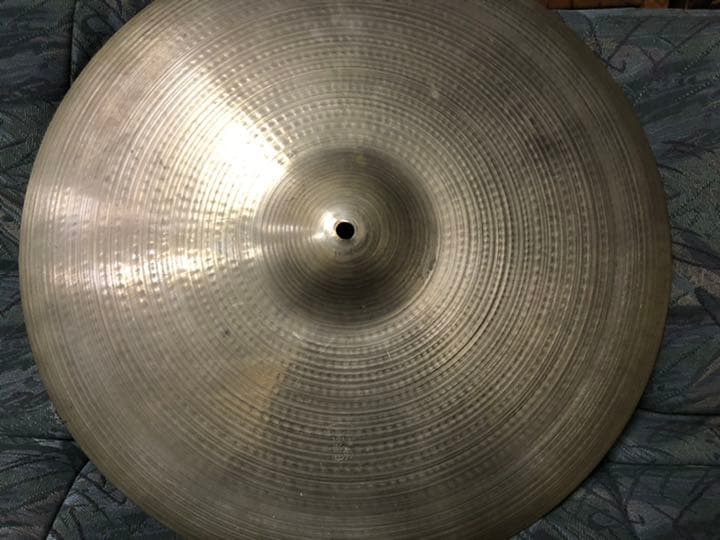 Zildjian ライドシンバル　20インチ
