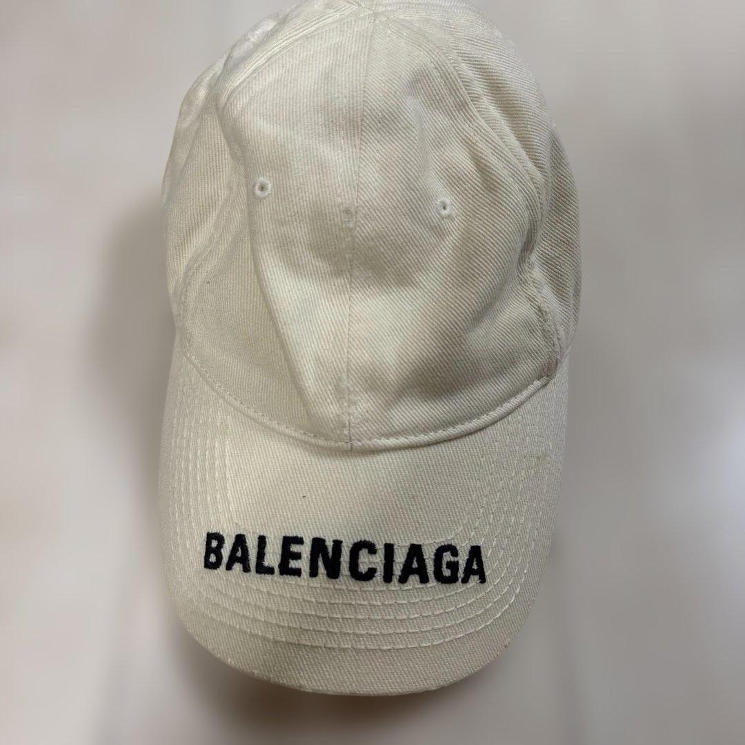 BALENCIAGA WARDROBE キャップ　レディース　アーチロゴ