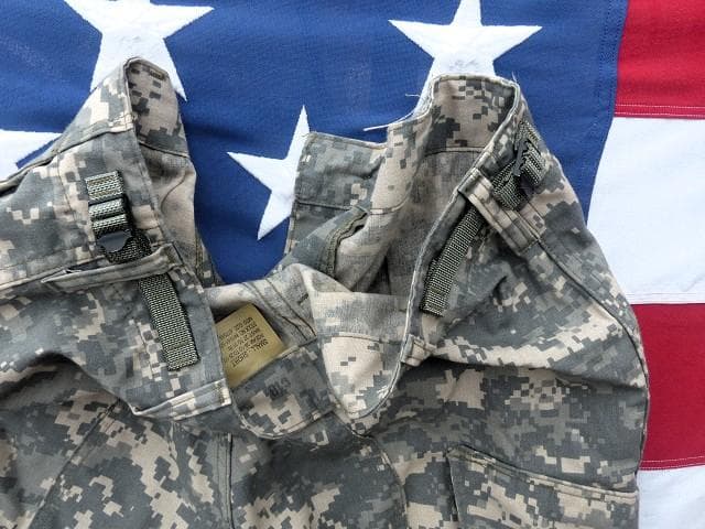 米軍実物 ACU エアクルートラウザー S-S ヘリクルー A2CU 713 - メルカリ