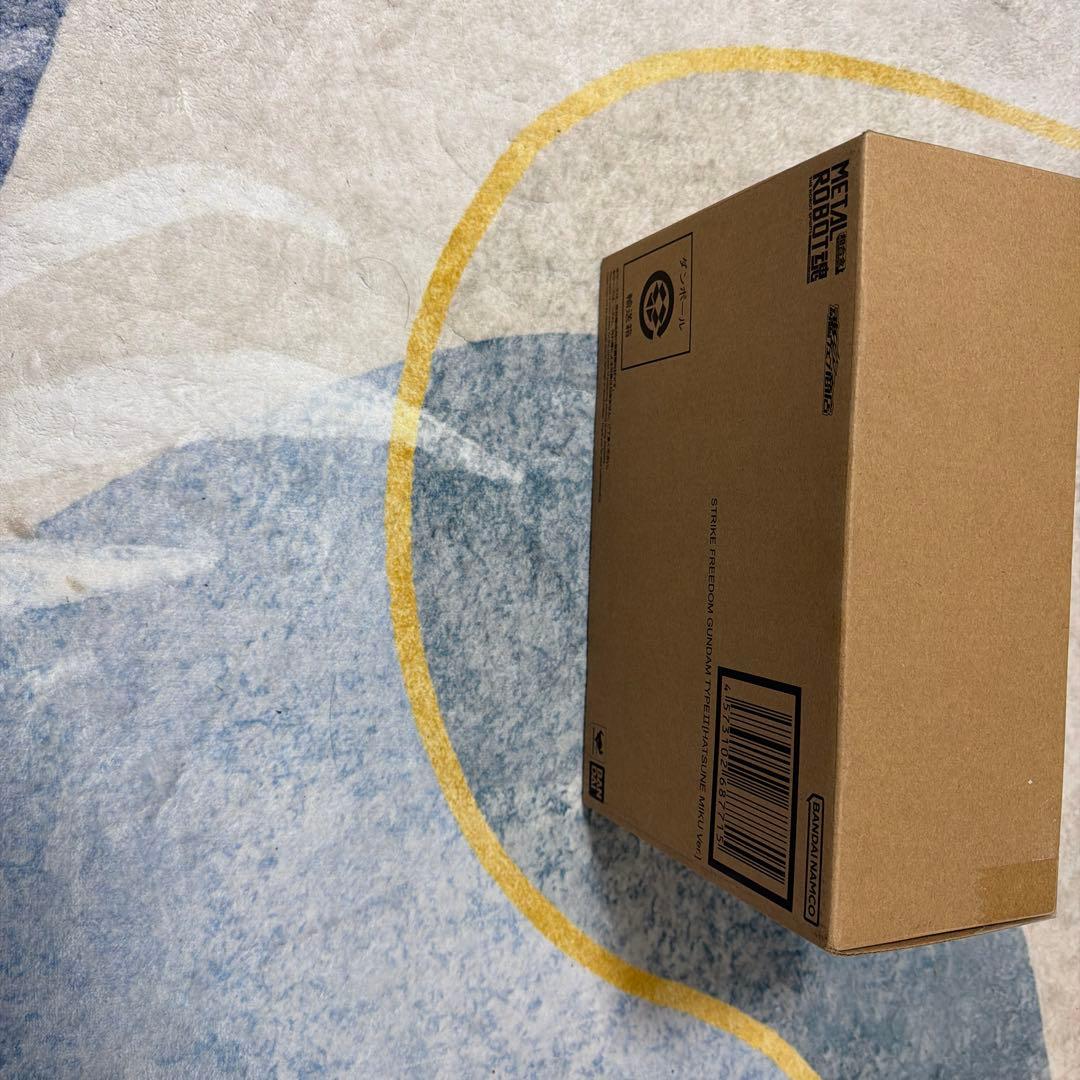 LROBOT魂 ストライクフリーダムガンダム弍式 初音ミクVer