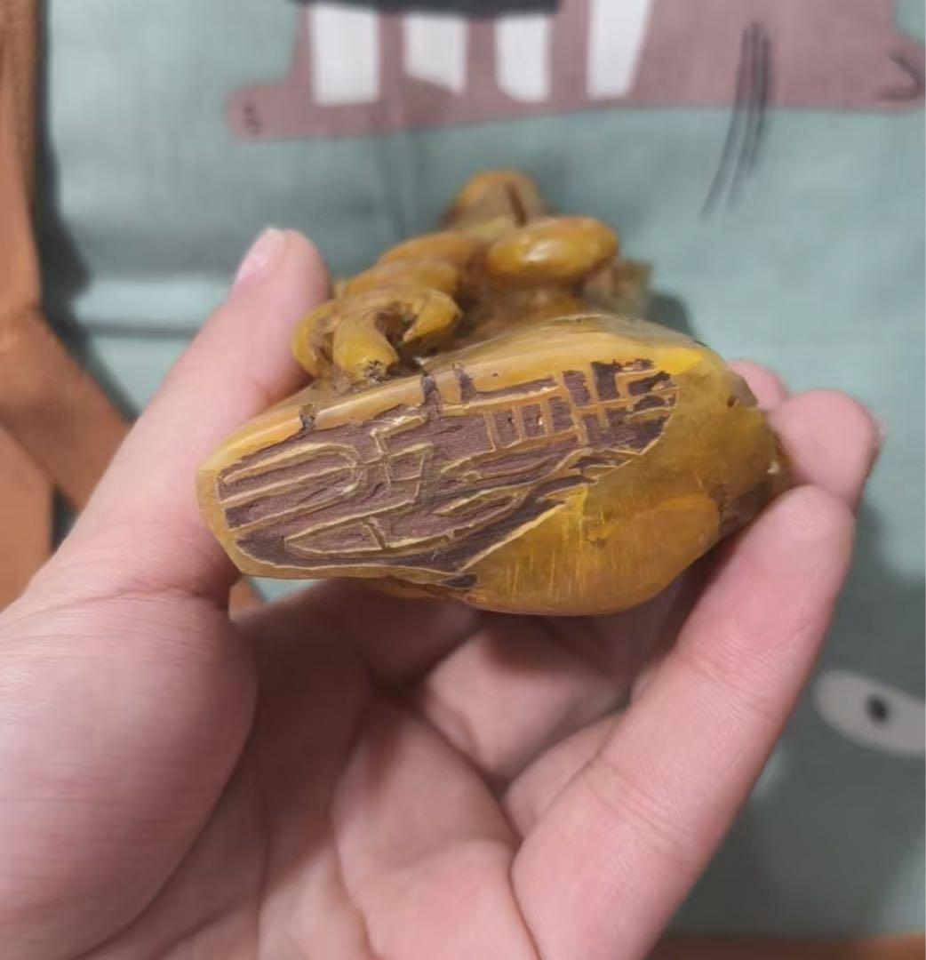 中国古美術・珍蔵木箱付蝉印章・古寿山石・印章・印鉴・書道具・案頭