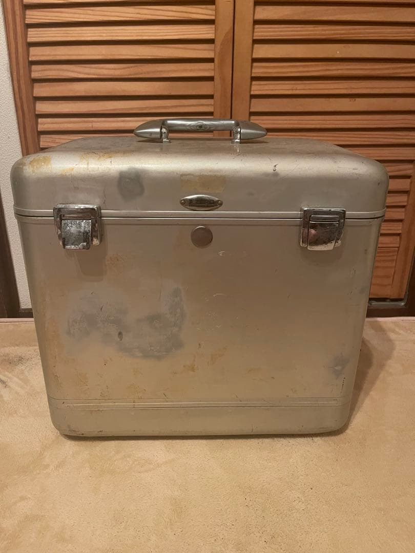 魯*人様 年末年始限定で半額！激レア！ヴィンテージ　ゼロハリバートン レコードケ