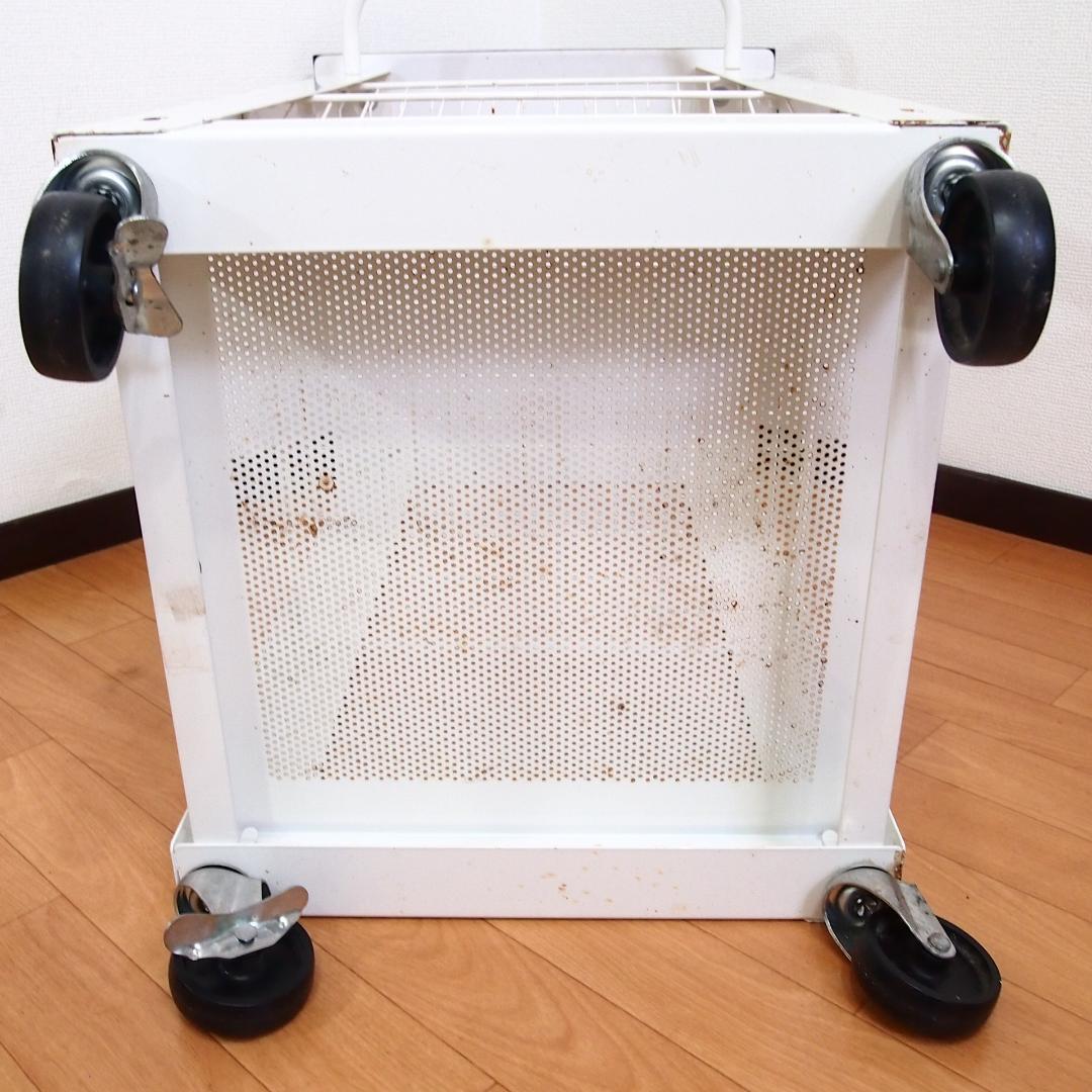 良品】厨房器具 鉄製 キッチンワゴン キャスター付き 錆びあり 飲食店 家具