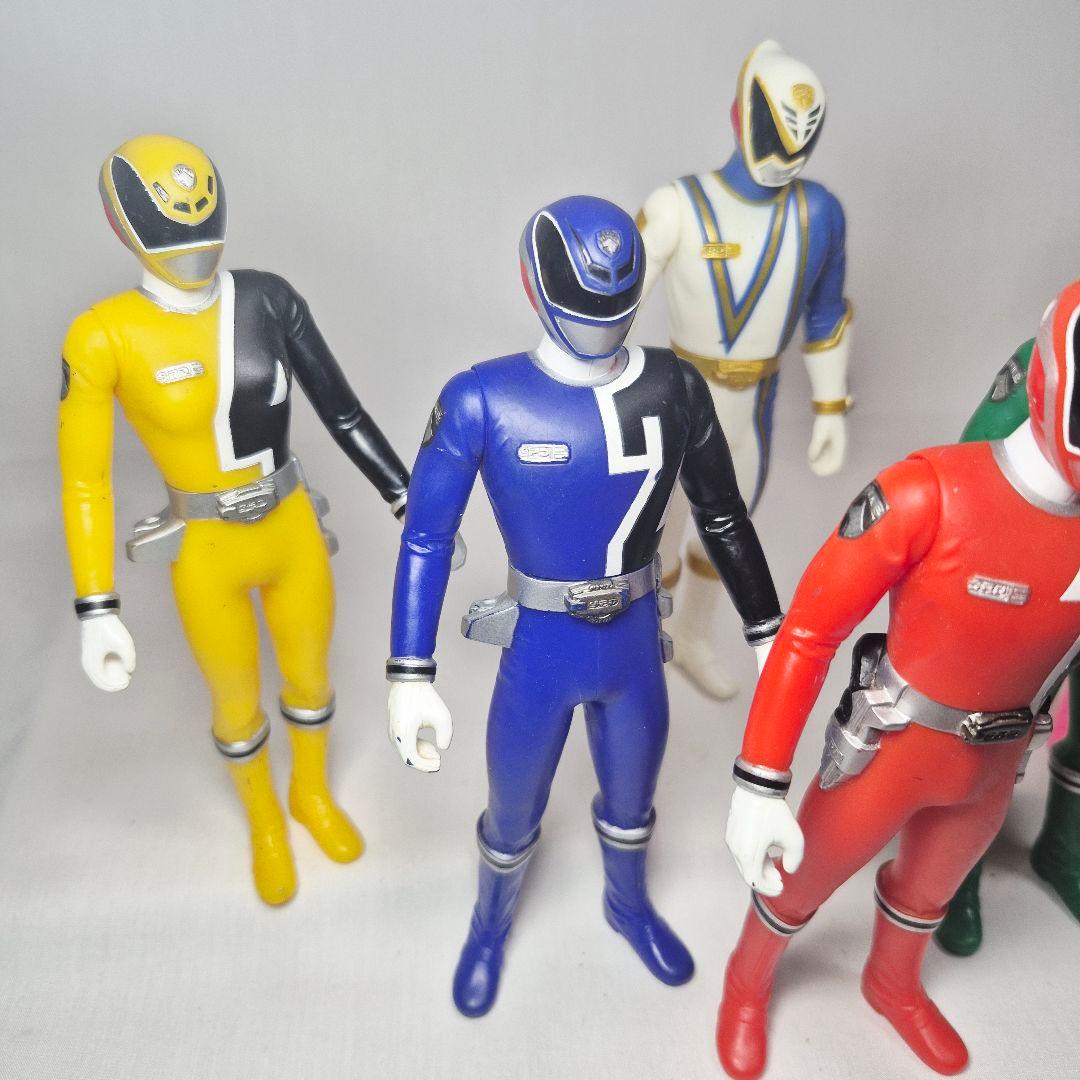 特捜戦隊デカレンジャー ソフビフィギュアセット17センチ - メルカリ
