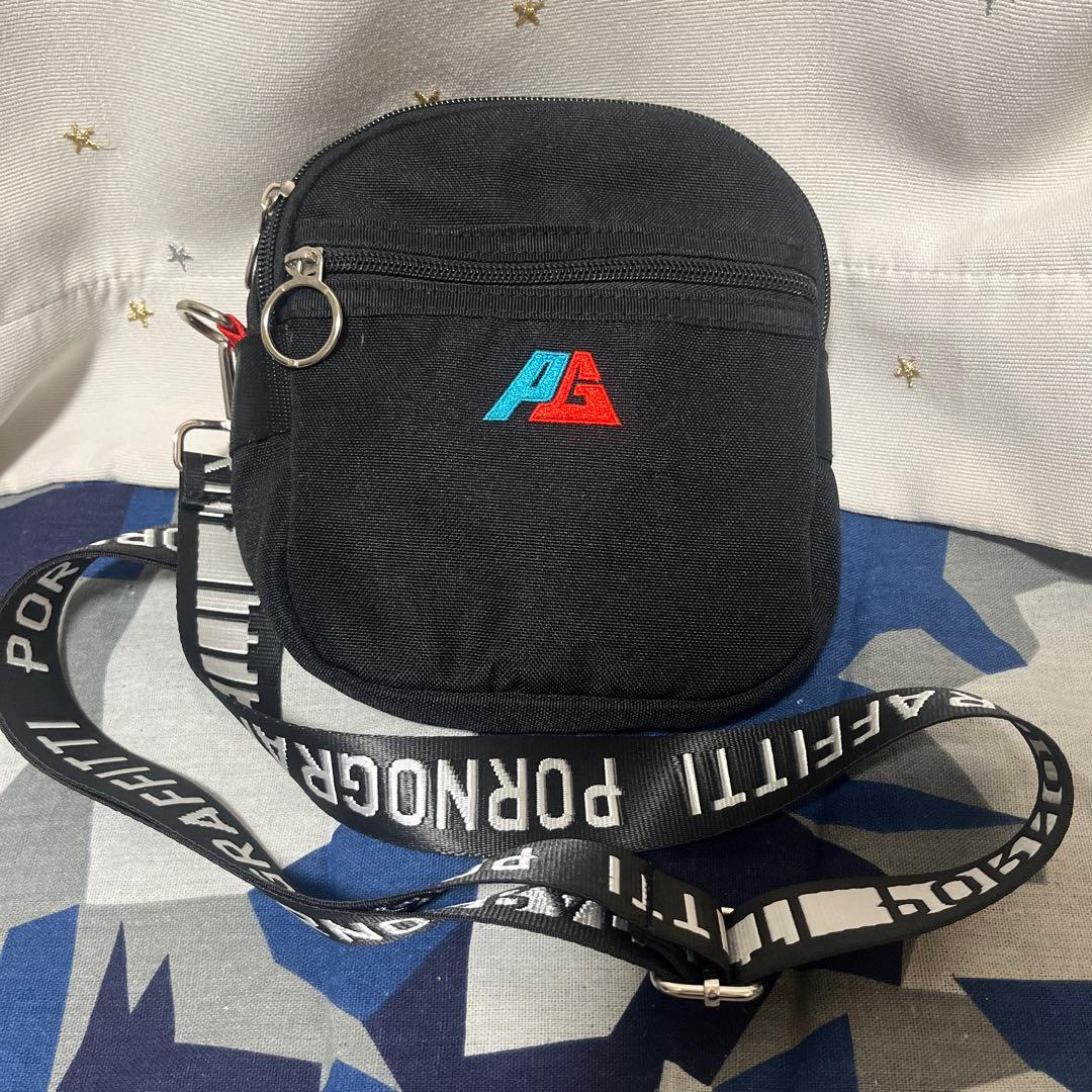 ポルノグラフィティ　ショルダーバッグ 駿河屋 -<中古>ポルノグラフィティ ショルダーバッグ～love up! 15th