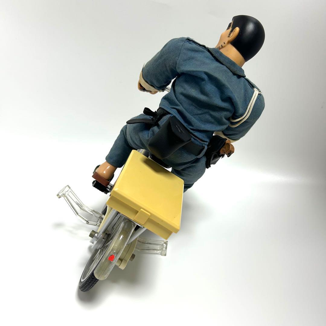 こち亀『 両さん 自転車 R/C 』 1/6スケール - メルカリ