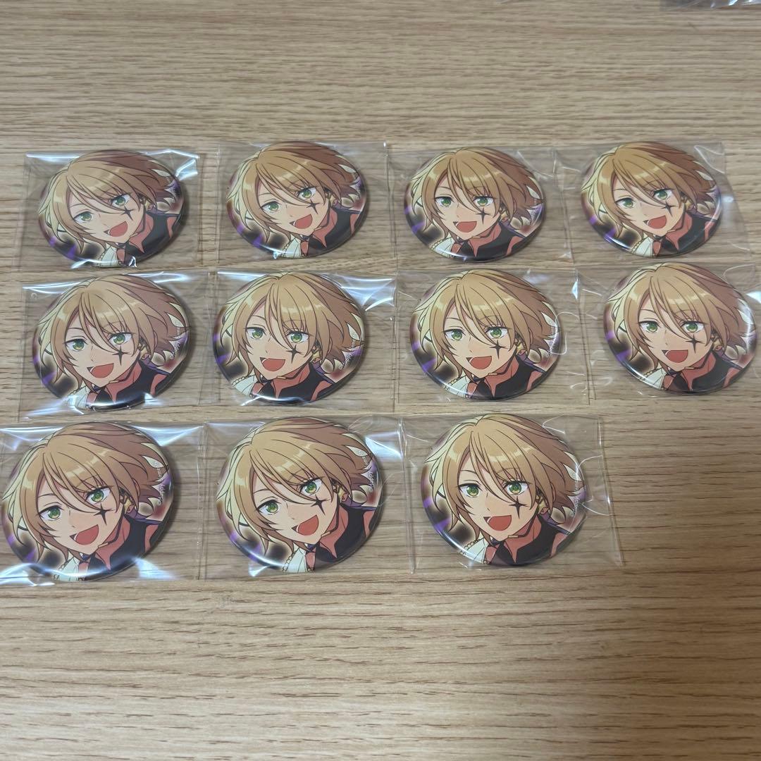 あんスタ 白鳥藍良 コレ缶 缶バッジ Oct 11点 - メルカリ