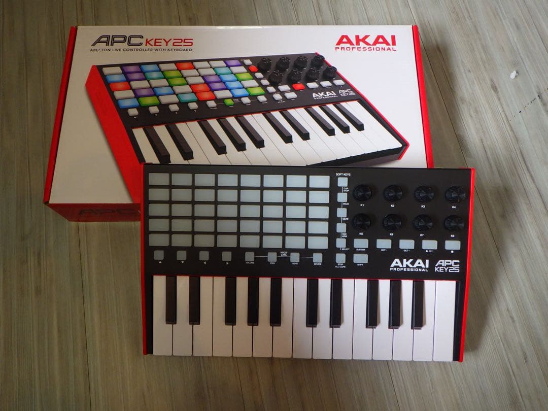 APC KEY25 AKAI PROFESSIONAL MIDIキーボード AKAI ( アカイ ) APC KEY 25 ミニ鍵盤MIDIキーボード 送料無料