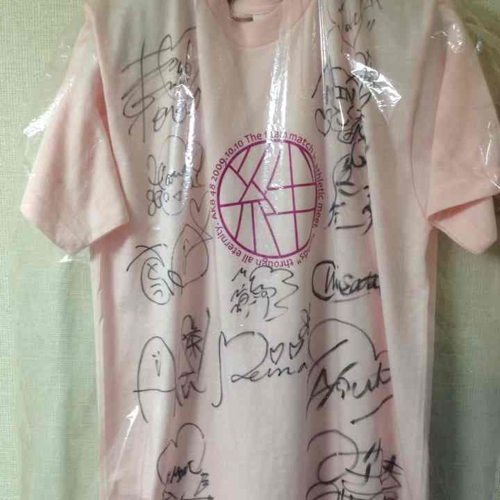 AKB48大運動会チームA当時メンバー直筆サイン入りTシャツ ロイヤル様専用※【美品】AKB48 大運動会 チームK 直筆サイン入り絆T