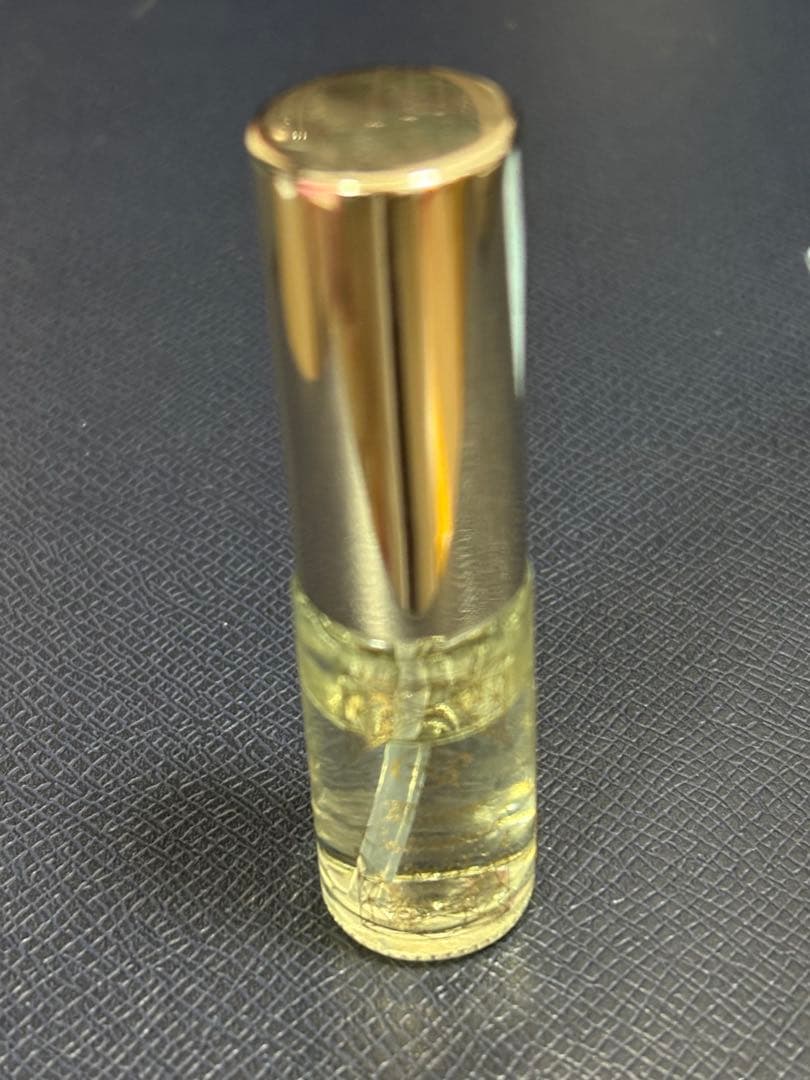 ミラノコレクションGR オードパルファム 2022 ミニボトル - メルカリ