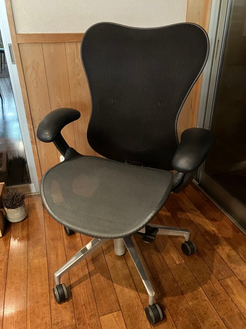 Harman Miller Mirra2チェア　ハーマンミラー