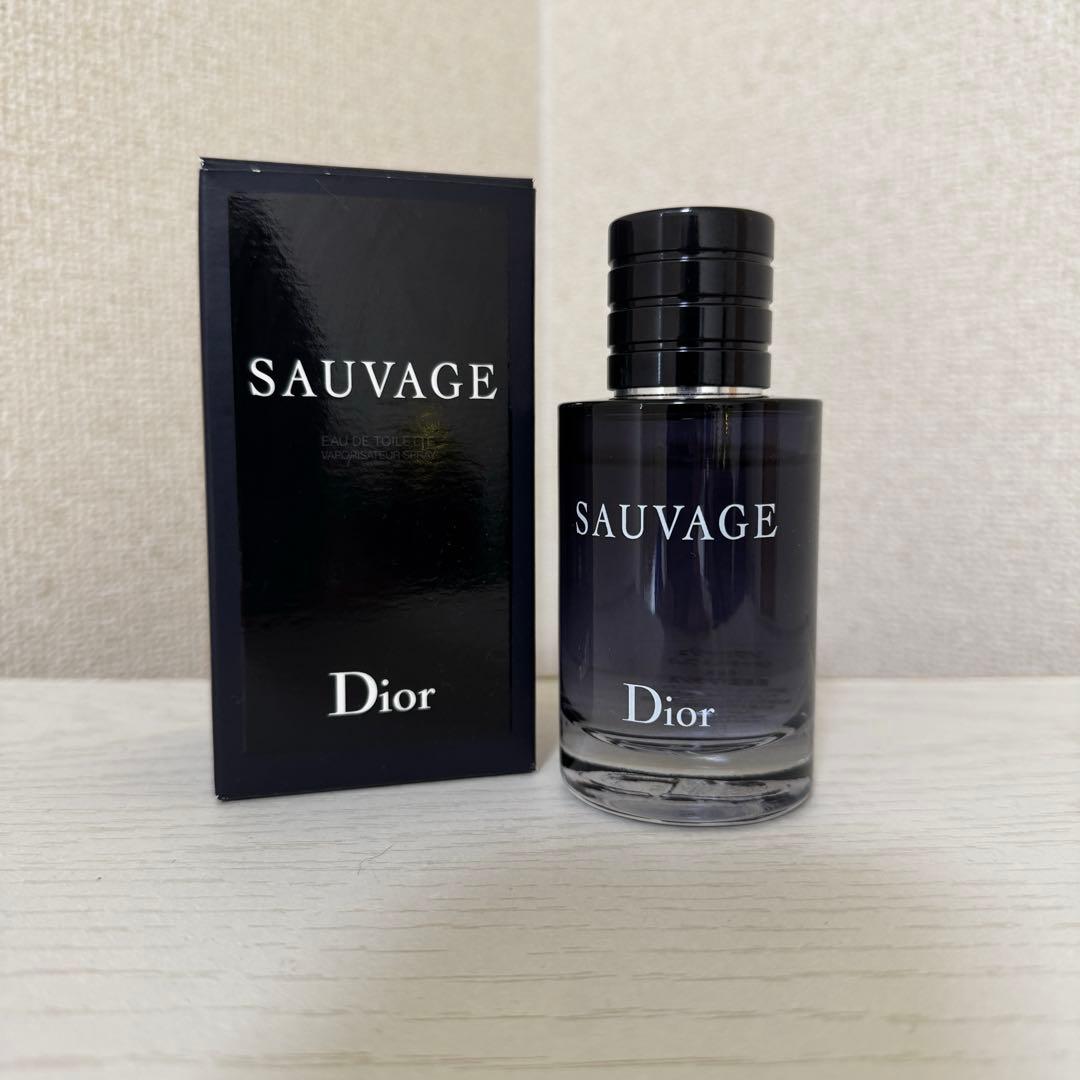 【新品同様】Dior ソヴァージュ オードトワレ 60ml メンズ香水