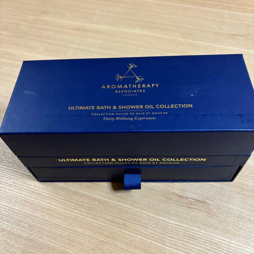 アロマセラピーアソシエイツ バス＆シャワーオイル10本入り ギフトボックス
