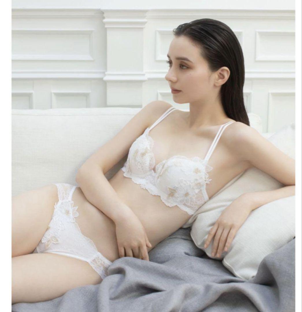 新品タグ付☆ワコール＊PARFAGE パーソナルフィットプラスブラ F65