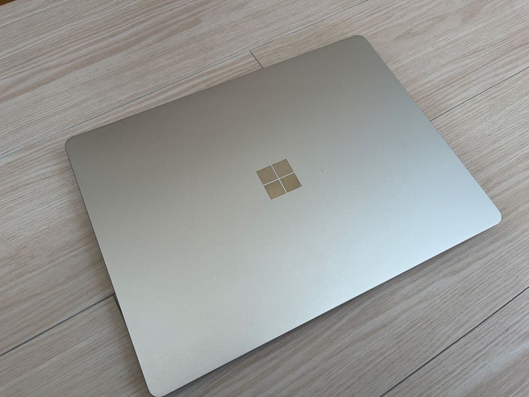 Surface Laptop Go 3 ジャンク　シルバー