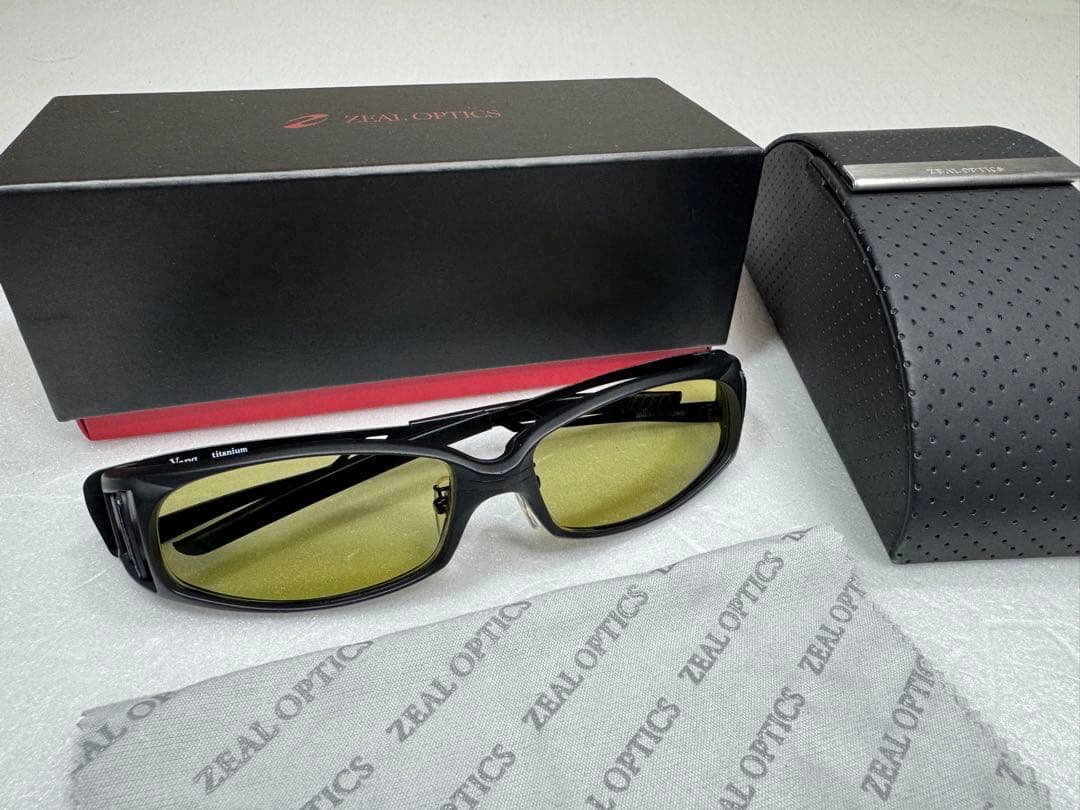 ジール　Vanq Titanium サングラス　zealバンク　タレックス　偏光