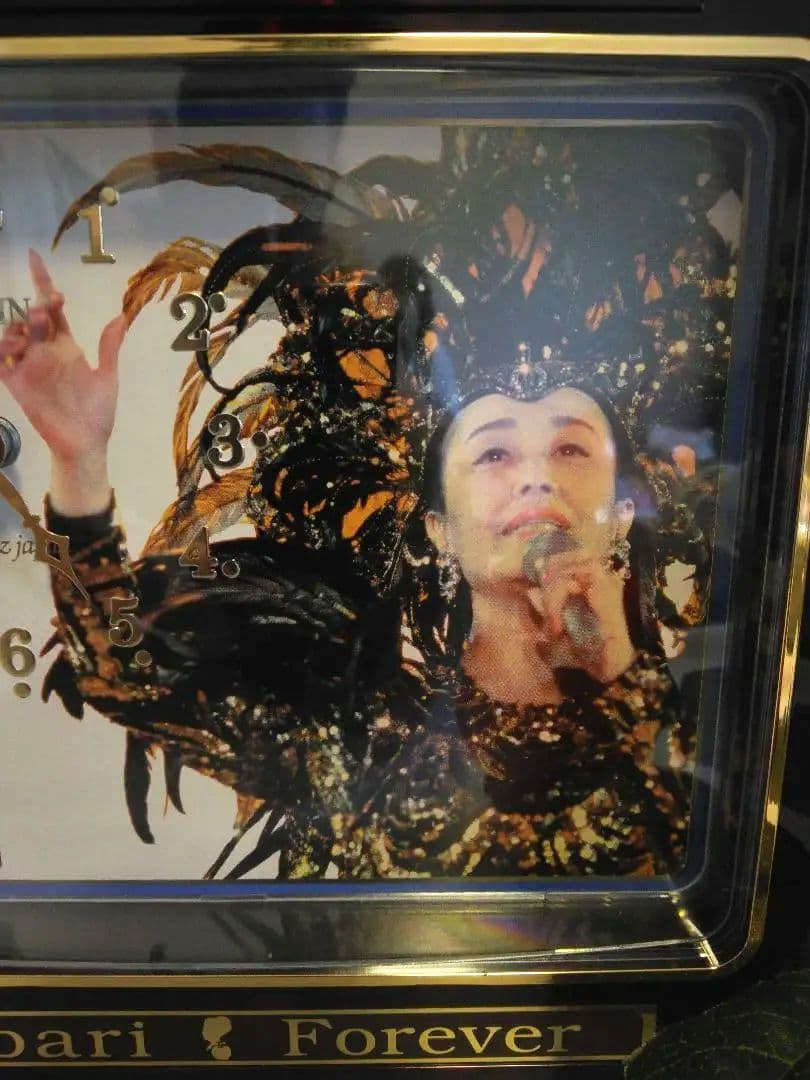 昭和レトロ 美空ひばり Hibari Forever 置き 時計 アンティーク - メルカリ