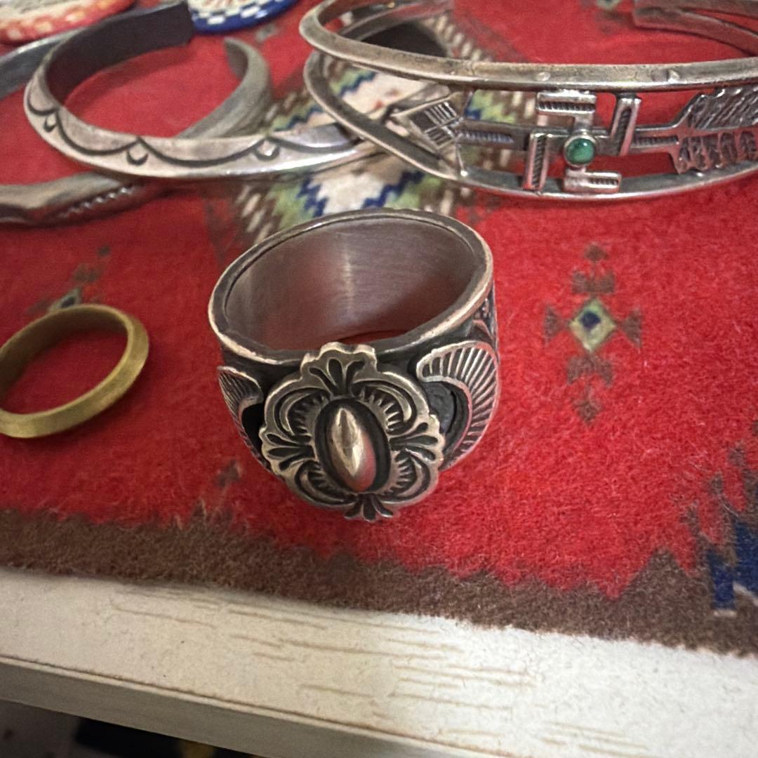 ボーリーブス　インディアンジュエリー　スタンプワーク　ナバホ　リング