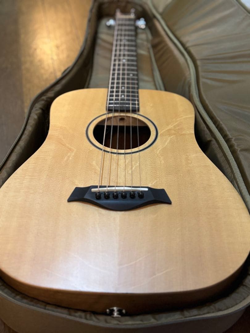 ギター Baby Taylor BT1e