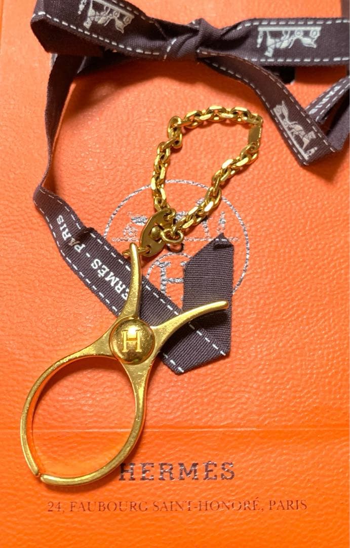 HERMES ゴールドグローブホルダー ハサミ型キーホルダー
