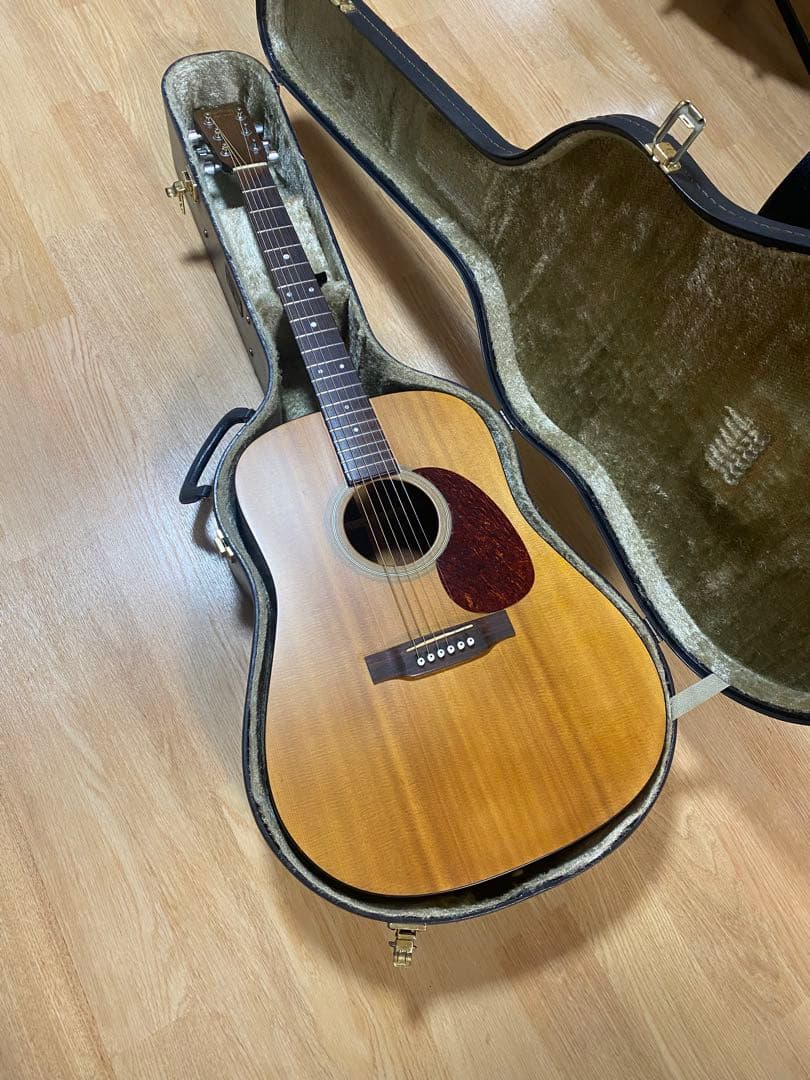 Martin D-1アコースティックギター ハードケース付