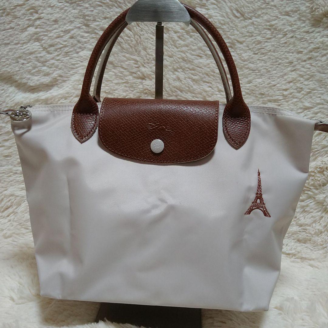ロンシャン】Longchamp エッフェル塔刺繍 プリアージュS 白 - メルカリ