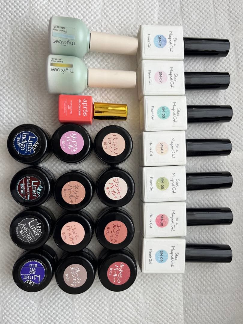 ジェルネイルグッズのおまとめ売り