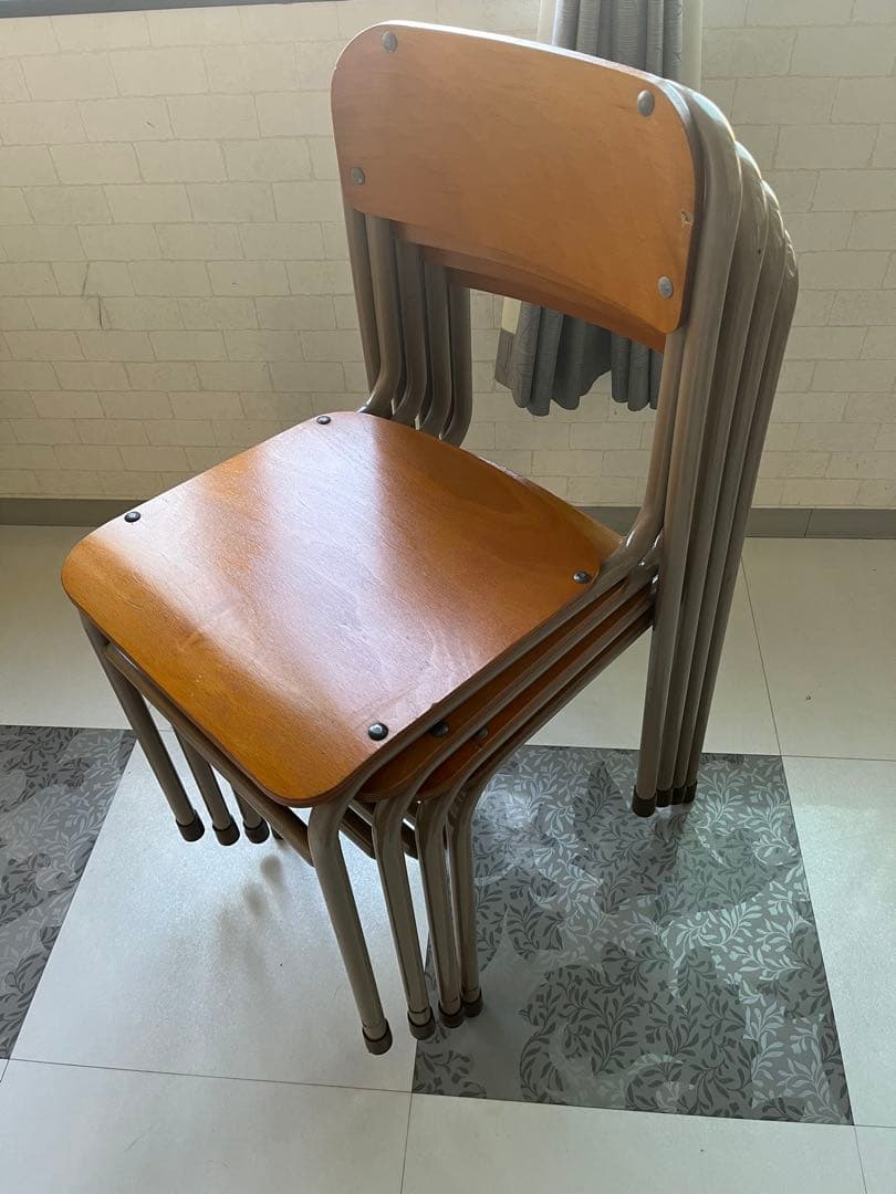 昭和レトロ 学校椅子 4脚セット 木製 スチール ビンテージ カフェ 会議用