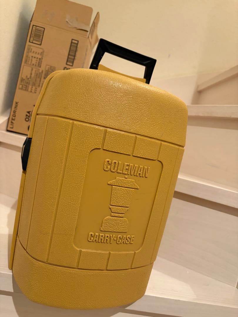 海*様 Coleman キャリーケース イエロー　クラムシェル19826月　角ハ スーツケース SOUNDBOX SPINNER 67/24 TSA EXP バスブラック