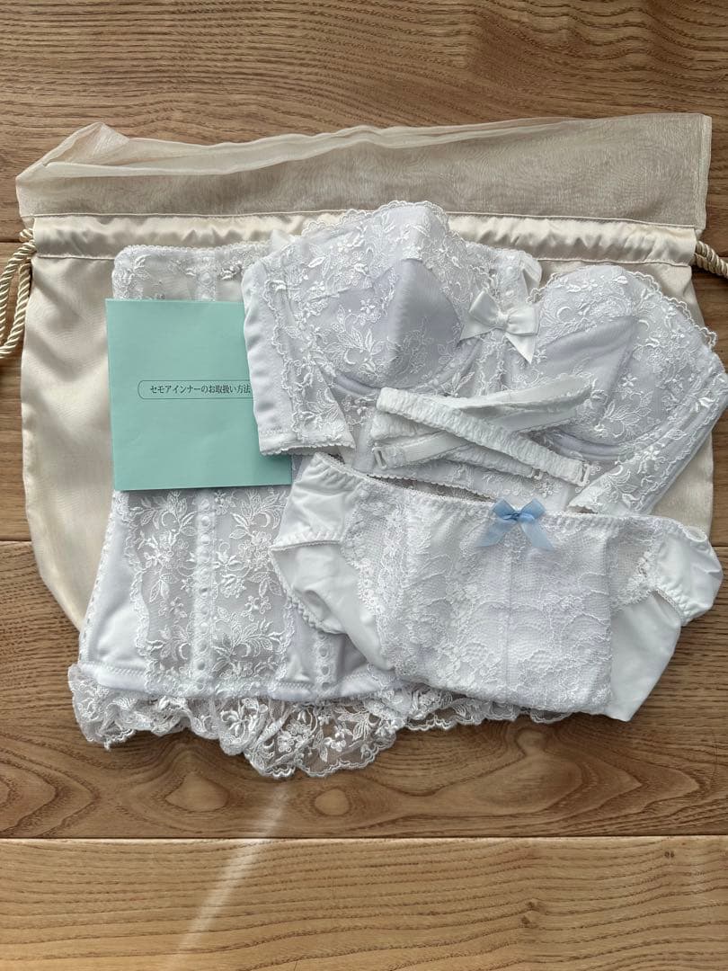 新品】マタノアツコ/ワコール ひょっこりクロネコフリースパジャマ（LL)