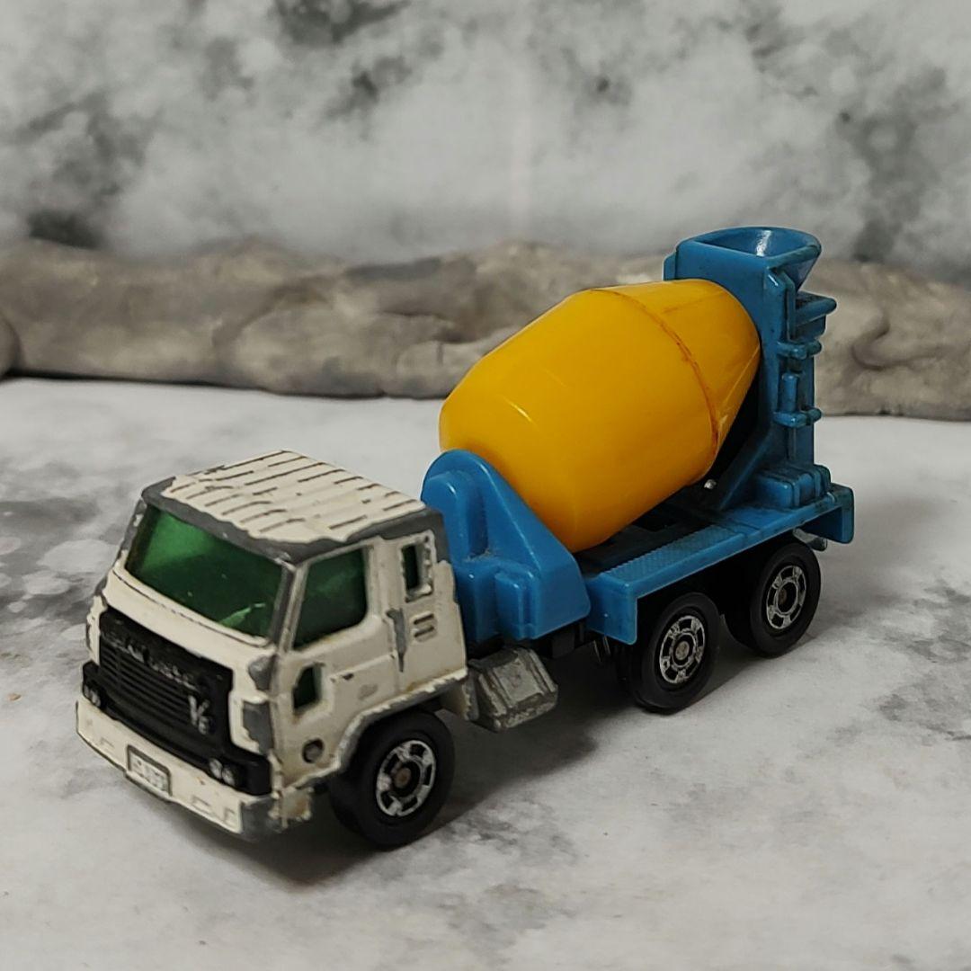 トミカ 日産 ディーゼルミキサー車 - メルカリ