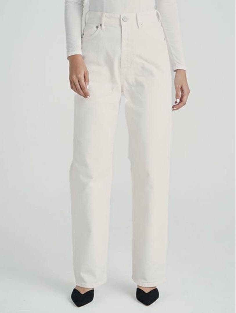 YANUK ヤヌーク ホワイト ストレートデニム