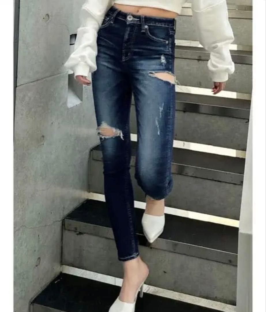 GYDA ミドルウエストサイドリップドスキニーデニムパンツMサイズ GYDA（ジェイダ）の「ミドルウエストサイドリップドカラースキニー