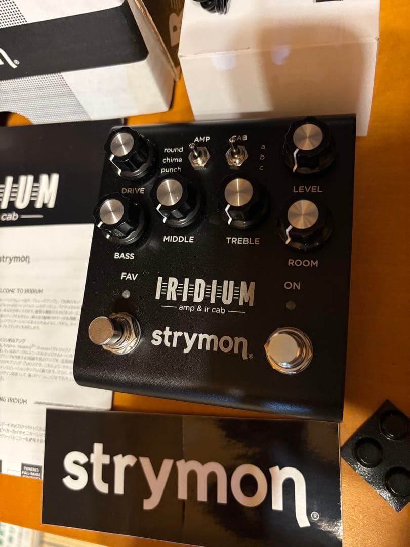 【美品】strymon IRIDIUM ギターエフェクター