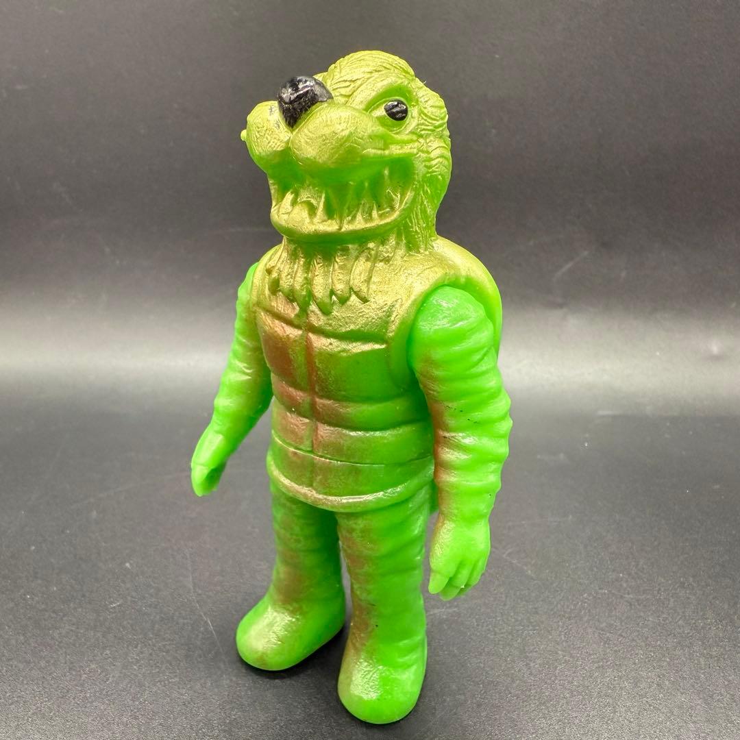 超神ビビューン 妖怪スイコ ソフビ 当時物 レトロ 昭和 ビンテージ 怪獣 Yahoo!オークション -「超神ビビューン ソフビ」の落札相場・落札価格