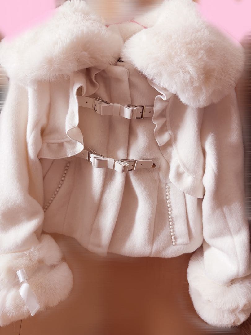 MA*RS リボンベルトショートコート 白 さきまるちゃんコラボ MA*RS（アメーバーマーズ）の「【さきまるちゃんコラボ】ビジュー