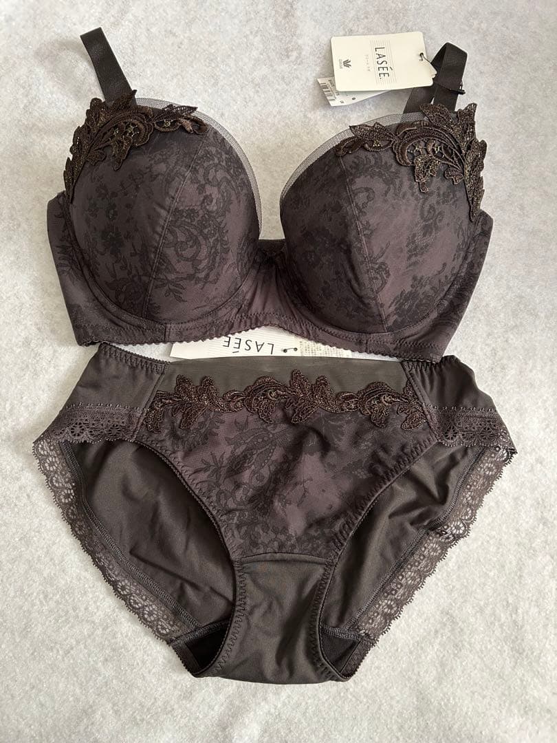 ワコール　ラゼ　Wacoal　LASEE 　ブラ&ショーツ　セット
