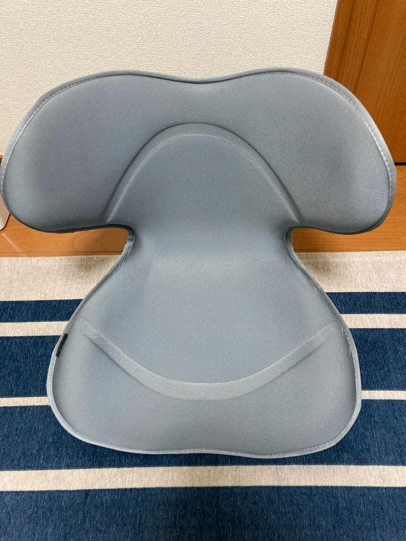 p*e様 Style SMART 姿勢矯正クッションチェア グレー