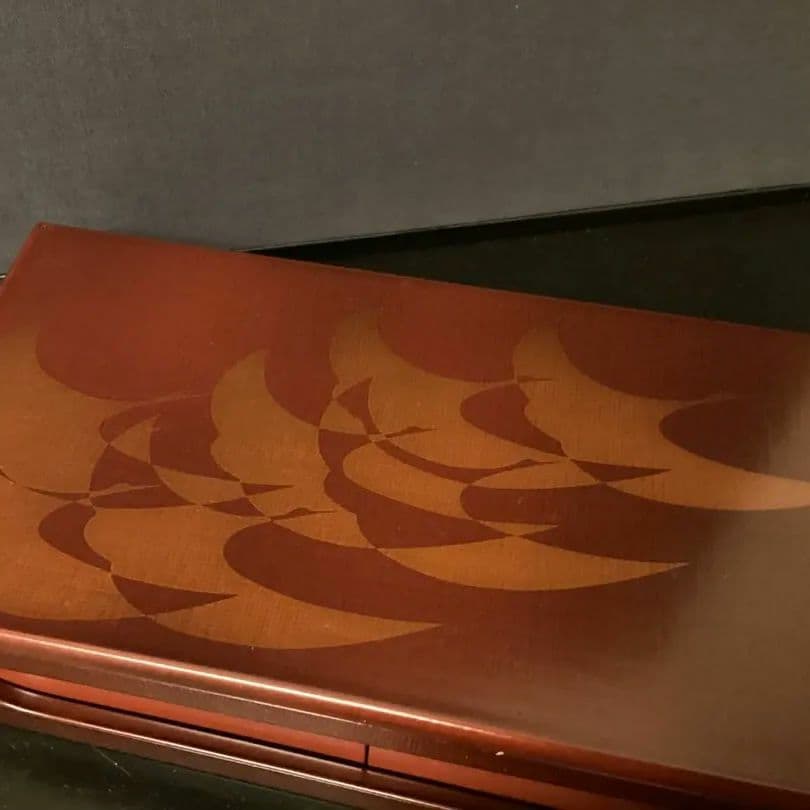 新品 象彦漆器 四方盆 菓子器 四角形 濃い赤色 箱付き - メルカリ