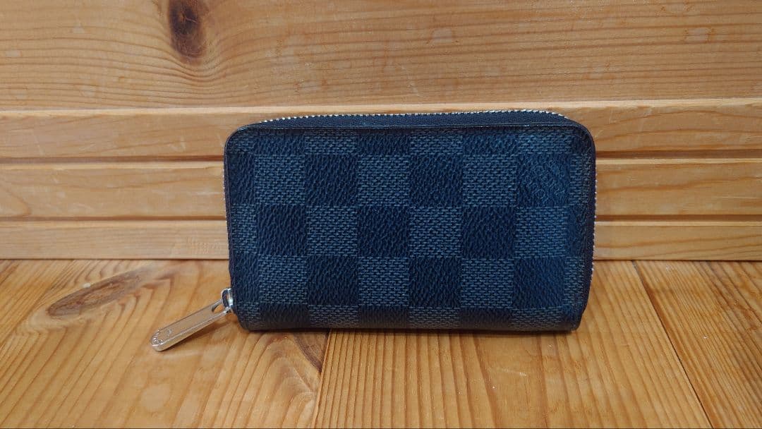 美品 ルイヴィトン ダミエグラフィット ケース