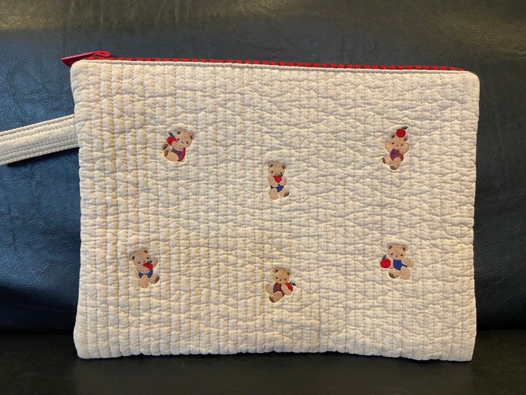 ピオヌンナル　ファミリア　コラボ　NOTE familiar×pionunnal 第3弾 機能性に優れたバッグやマルチケースの