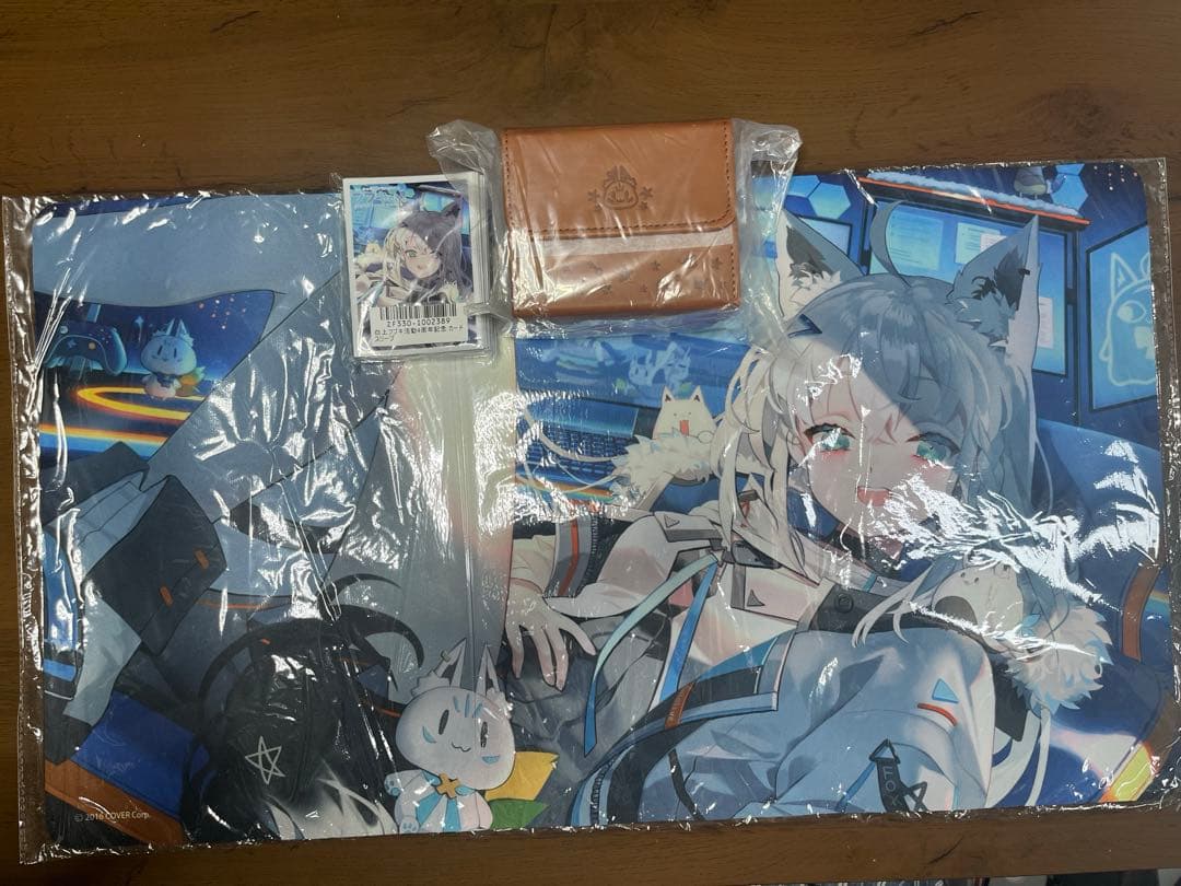 白上フブキ 活動4周年記念　ラバーマット、カードスリーブ、カードケース