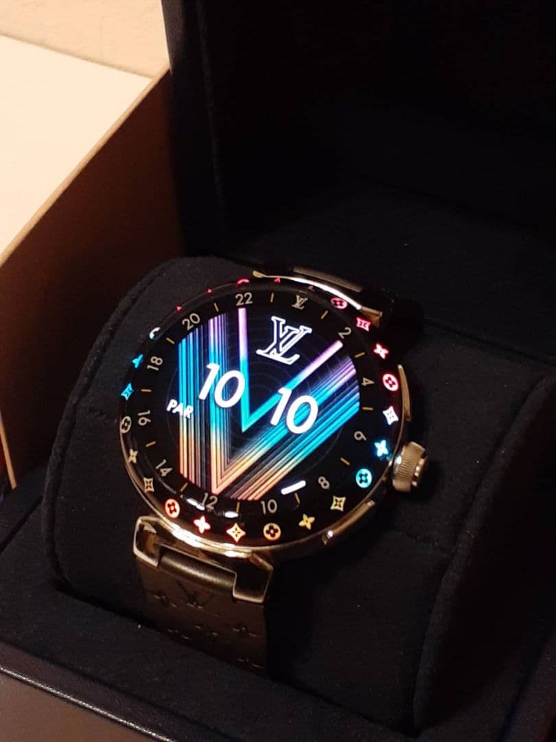 美品　ルイヴィトン タンブール ホライゾン ライトアップ V3 QAD0　腕時計