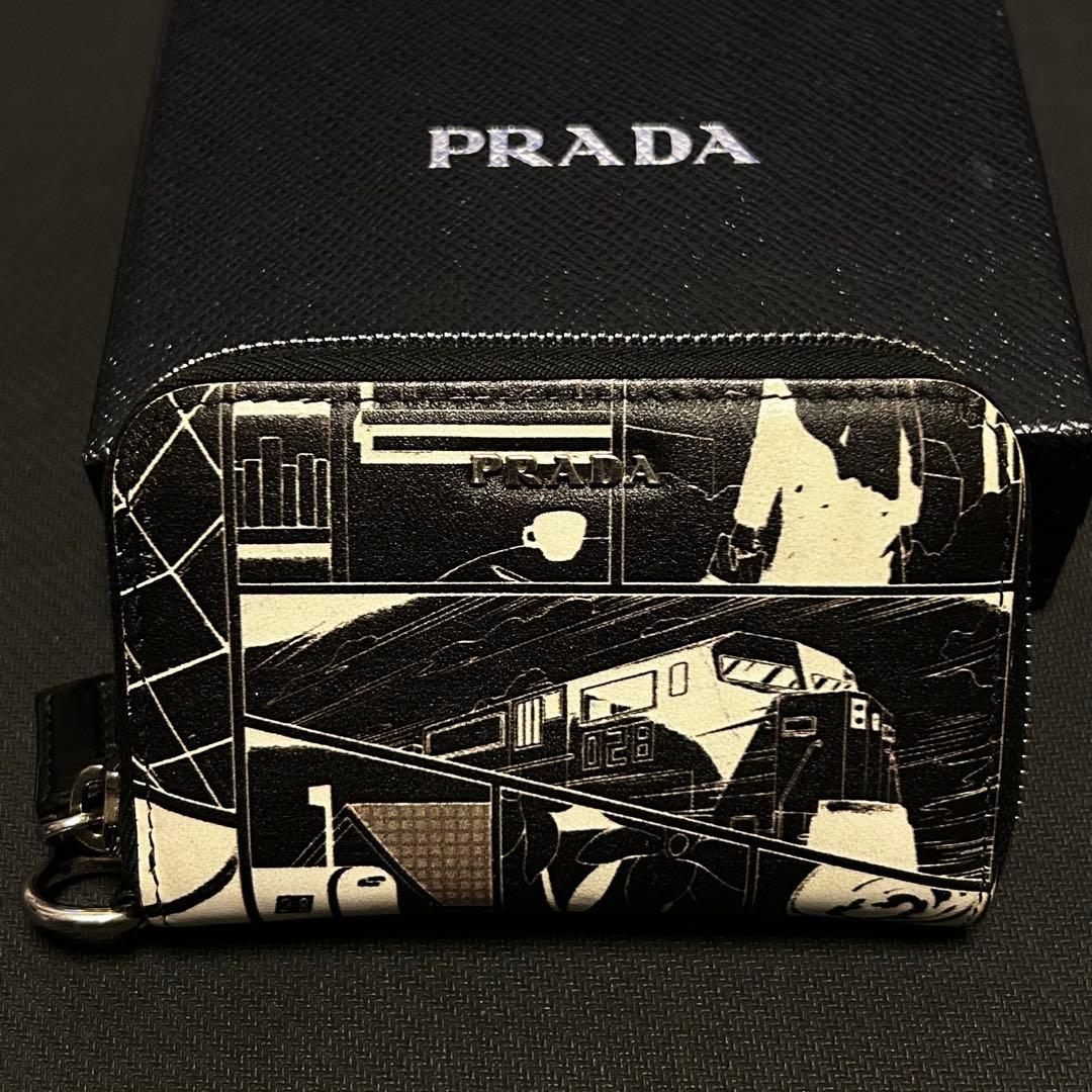 PRADA プラダ 小銭入れ ケース ミニウォレット　コミック ブラック
