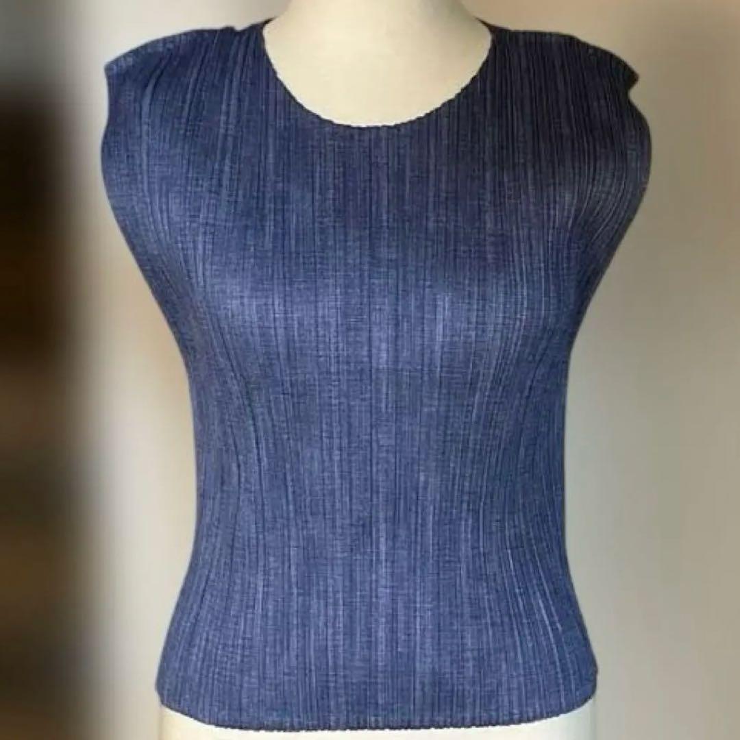 プリーツプリーズ　ノースリーブトップス　サイズ3 ブルー系 PLEATS PLEASE ISSEY MIYAKE - 美品 プリーツプリーズ イッセイミヤケ