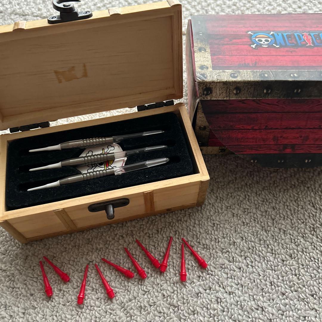 ワンピースダーツセット 木製ケース付き
