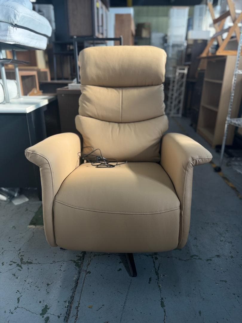 電動リクライニング ベージュ椅子188