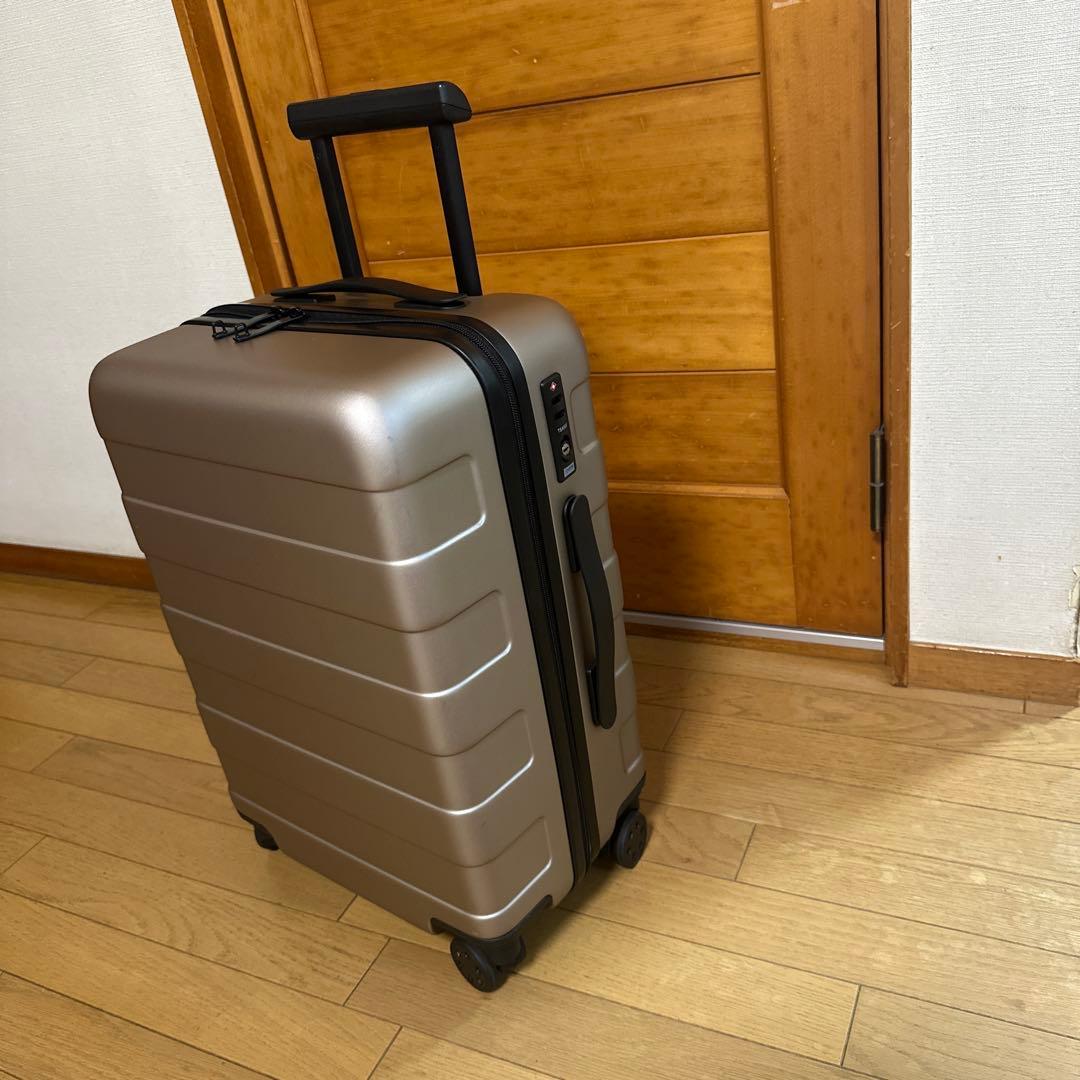 無印　バーを自由に調節できるハードキャリーケース