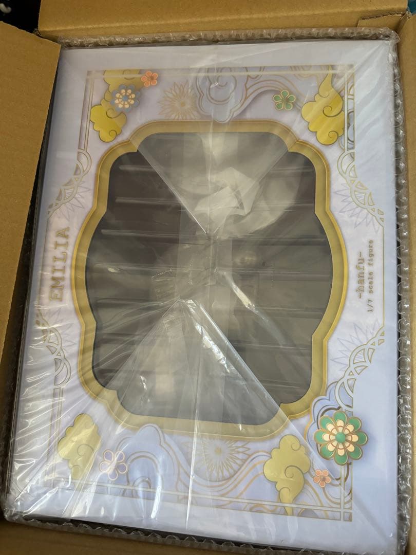 エミリア -漢服- 1/7スケールフィギュア